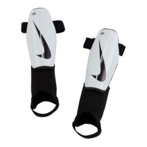Nike Charge DX4610-100 shin guards – S (150-160cm), White