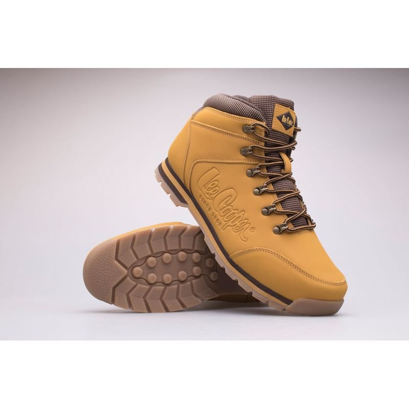 Lee Cooper M LCJ-21-01-0706M shoes – 45, Yellow