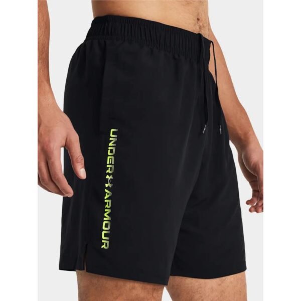 Under Armor M shorts 1383356-002 – 2XL, Black