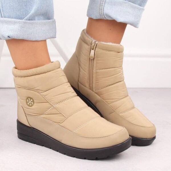 News 5029 W EVE437C Wedge Snow Boots